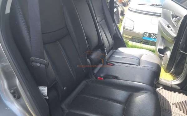 NISSAN  X TRAIL  2.5