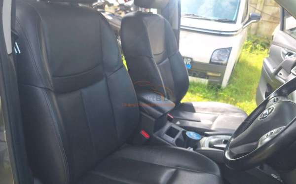 NISSAN  X TRAIL  2.5