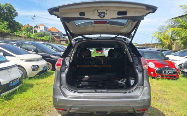 NISSAN  X TRAIL  2.5