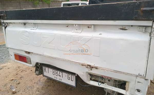 SUZUKI  MEGA CARRY  PU