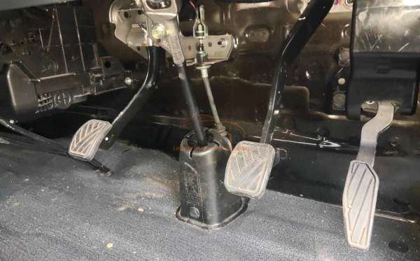 SUZUKI NEW CARRY PU WD AC PS