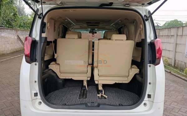 TOYOTA ALPHARD 2.5 G