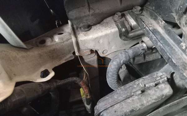 TOYOTA ALPHARD 2.5 G