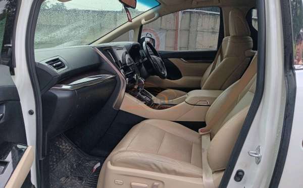 TOYOTA ALPHARD 2.5 G