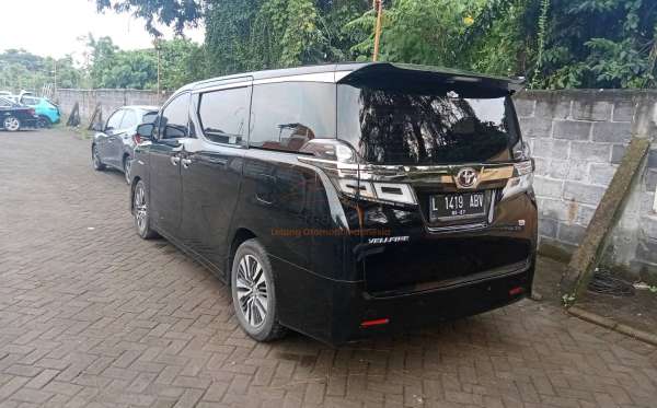 TOYOTA VELLFIRE 2.5G