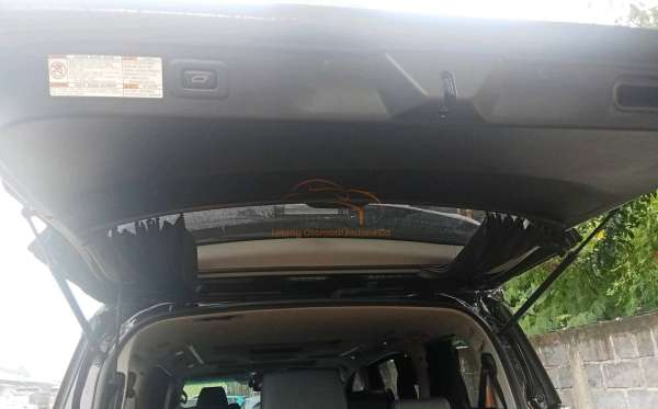 TOYOTA VELLFIRE 2.5G