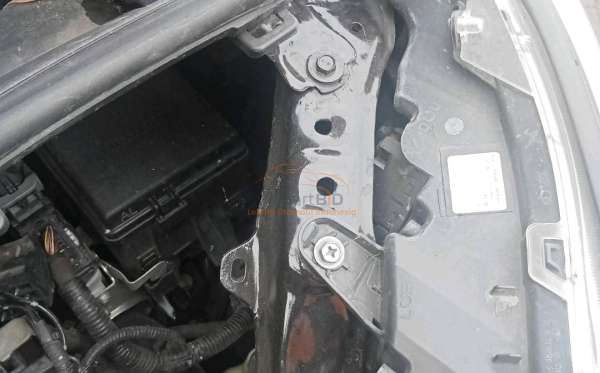 TOYOTA VELLFIRE 2.5G