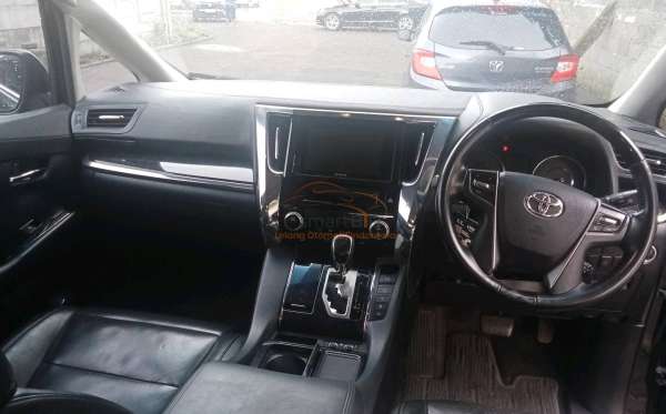 TOYOTA VELLFIRE 2.5G