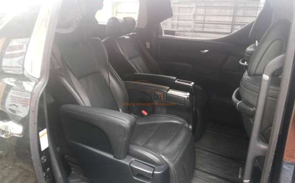 TOYOTA VELLFIRE 2.5G