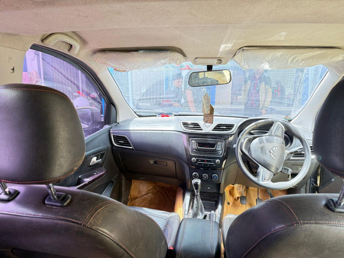 WULING  CONFERO  S 1.5C