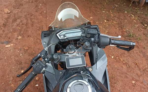 HONDA CBR 150 R REPSOL