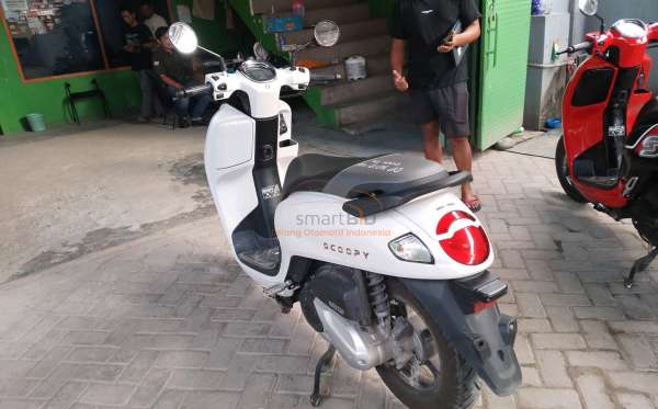 HONDA SCOOPY PRESTIGE