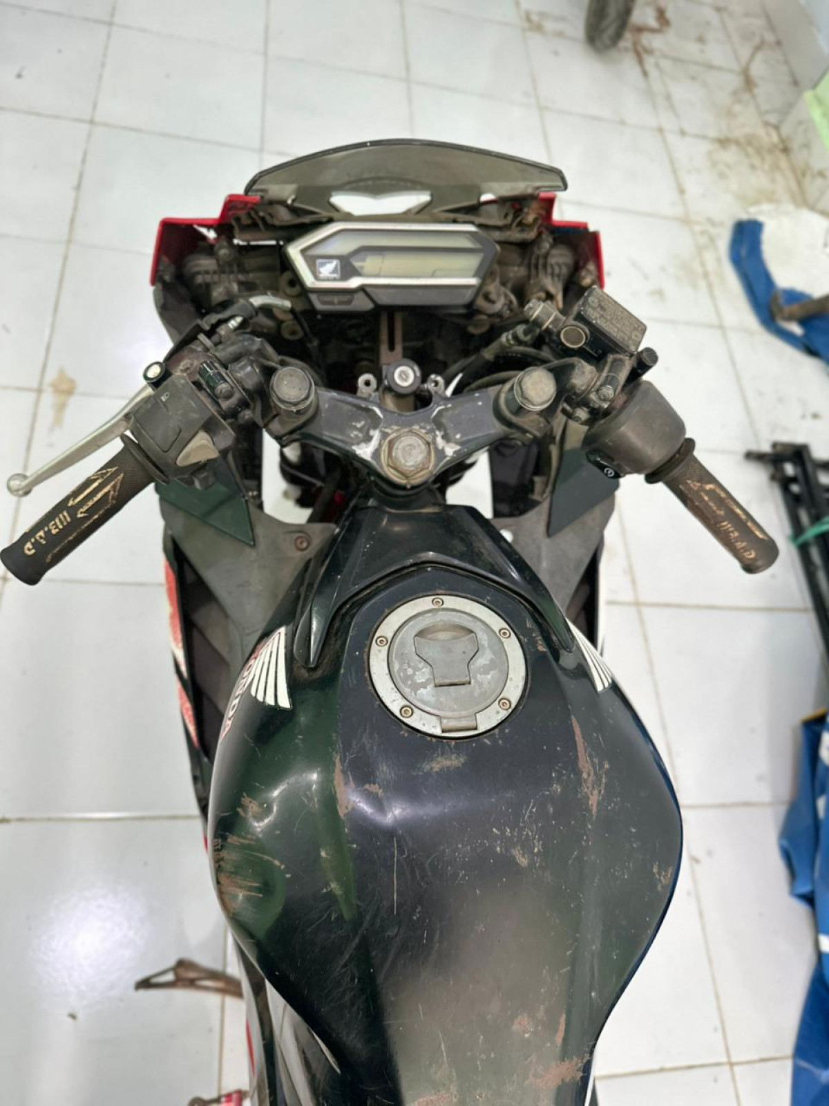 HONDA CBR 150 R