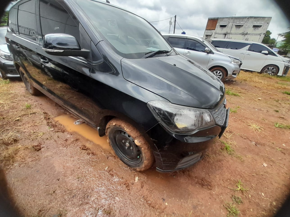 WULING CONFERO 1.5 DB MY (4X2)