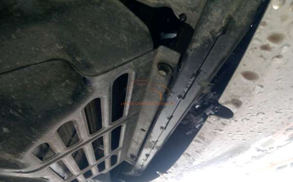 MITSUBISHI PAJERO SPORT 2.4L DAKAR-H (4X2)