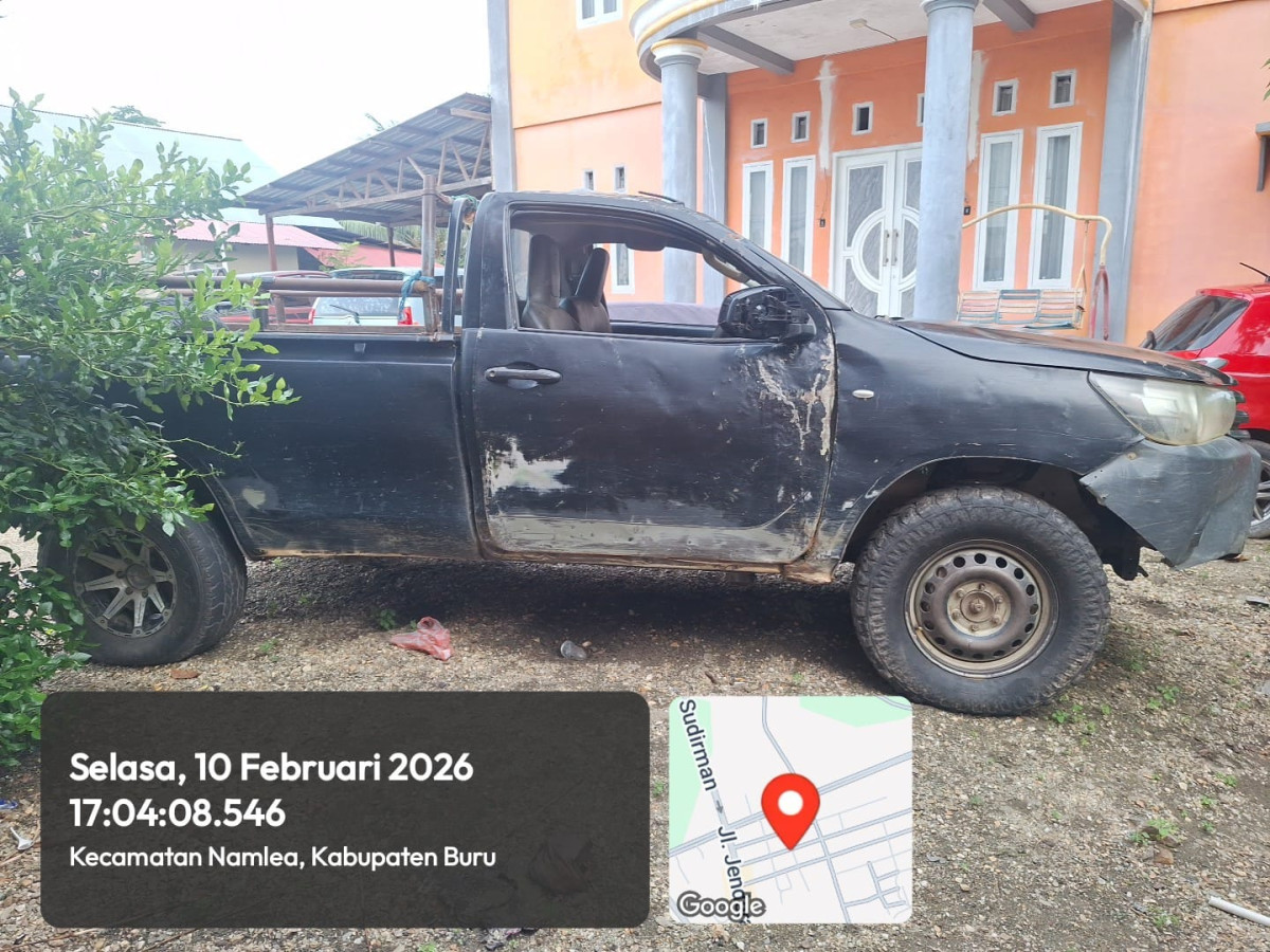 TOYOTA HILUX S-CAB 2.4