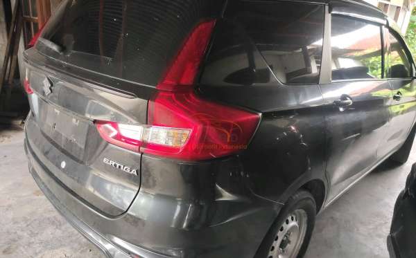 SUZUKI ERTIGA