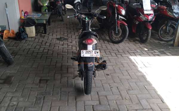 SUZUKI SATRIA