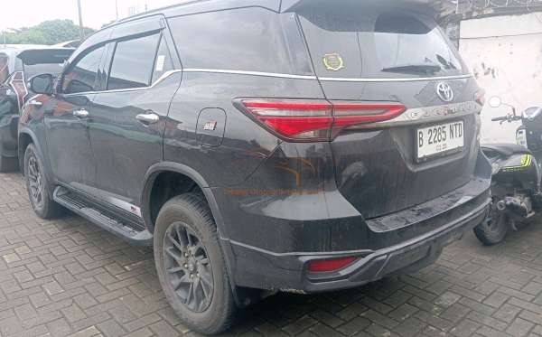 TOYOTA  FORTUNER  2.8 VRZ