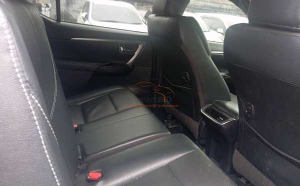 TOYOTA  FORTUNER  2.8 VRZ