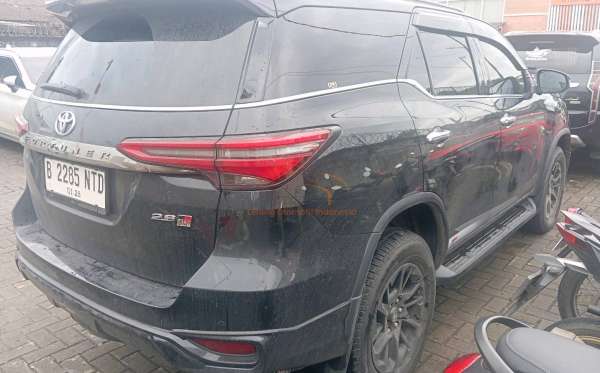 TOYOTA  FORTUNER  2.8 VRZ