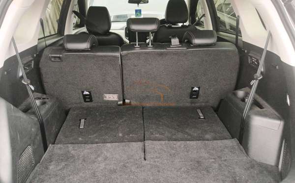 WULING Almaz 1.5LT LUX + SC CVT (4X2) A/T