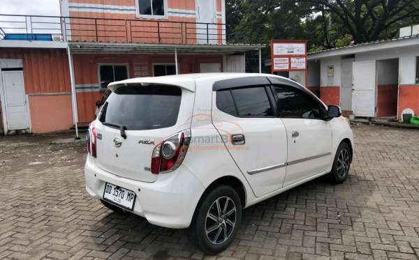 DAIHATSU AYLA 1.0 X