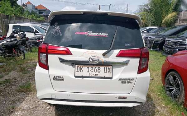 DAIHATSU SIGRA