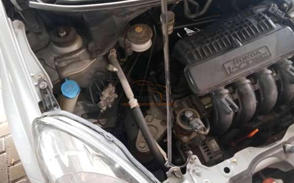 HONDA MOBILIO DD4 1.5E