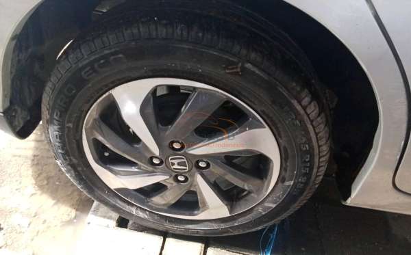 HONDA MOBILIO DD4 1.5E