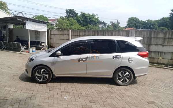 HONDA MOBILIO DD4 1.5E