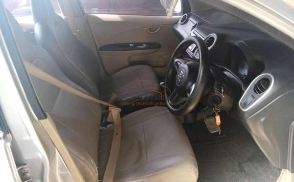 HONDA MOBILIO DD4 1.5E