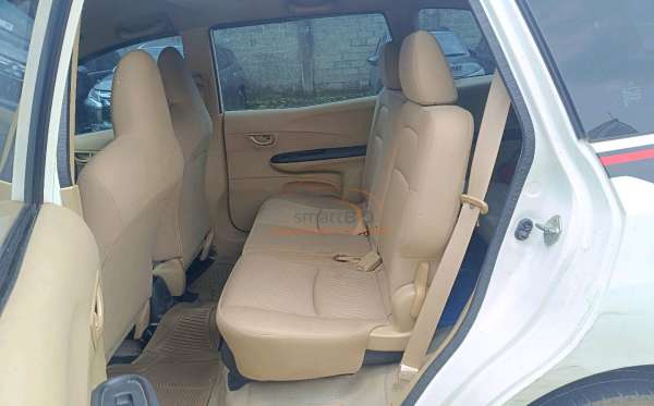 HONDA MOBILIO DD4 1.5 S