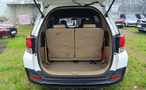 HONDA MOBILIO DD4 1.5 S