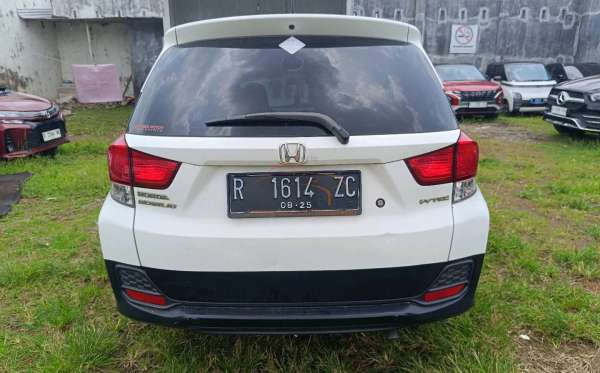 HONDA MOBILIO DD4 1.5 S