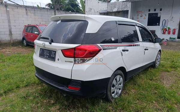 HONDA MOBILIO DD4 1.5 S