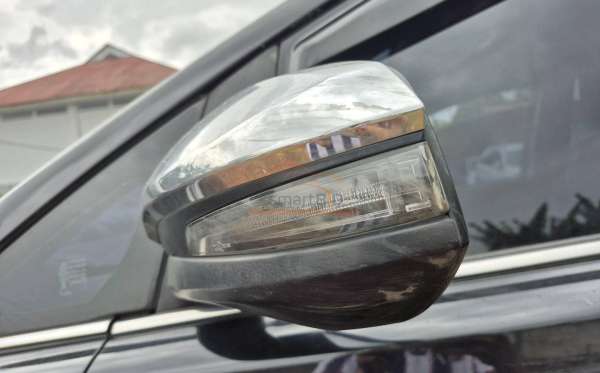 TOYOTA INNOVA VENTURER