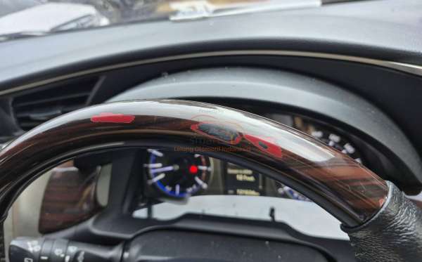 TOYOTA INNOVA VENTURER