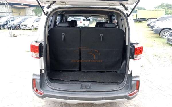 WULING CONFERO S 1.5C