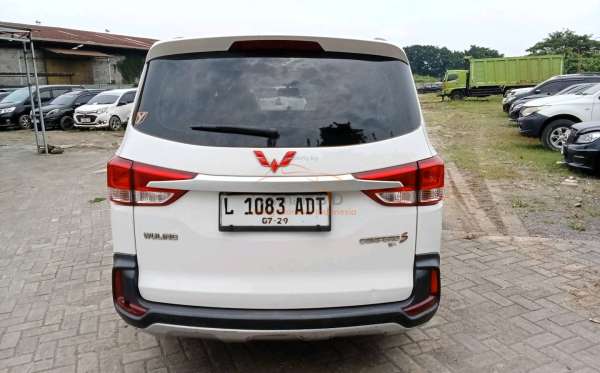 WULING CONFERO S 1.5C