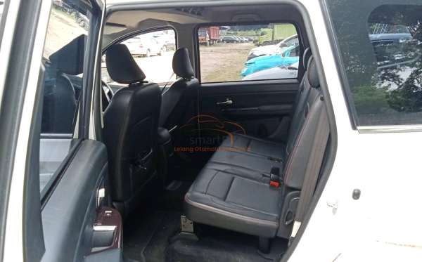 WULING CONFERO S 1.5C