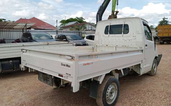 DAIHATSU GRAN MAX PU AC PS 1.5