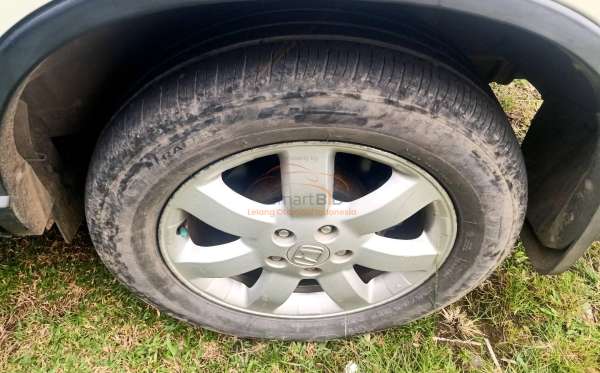 HONDA CR-V RE1 2WD 2.4 A/T