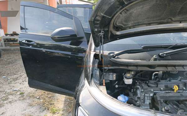 HYUNDAI  STARGAZER  TRENESEN