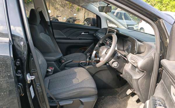 HYUNDAI  STARGAZER  TRENESEN