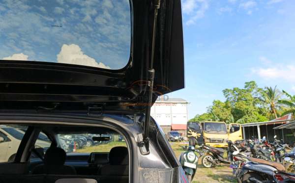 HYUNDAI  STARGAZER  TRENESEN