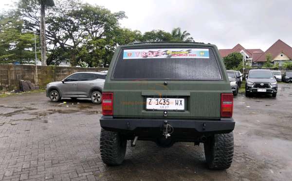 JEEP CHEROKEE LIMITED