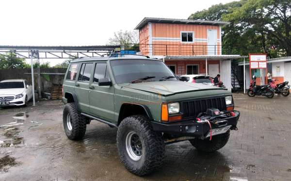 JEEP CHEROKEE LIMITED