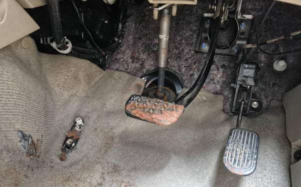 TOYOTA  FORTUNER  2.7 G LUX