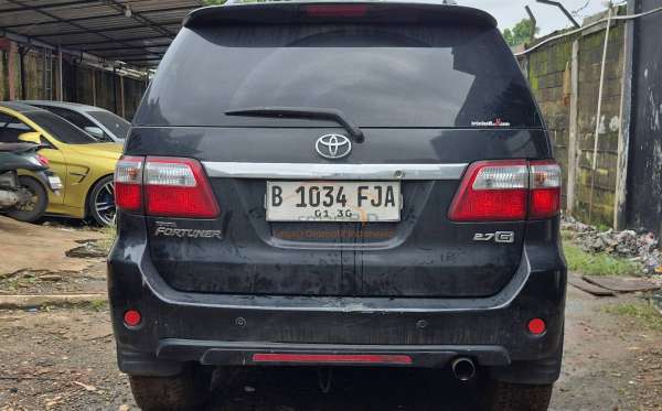 TOYOTA  FORTUNER  2.7 G LUX